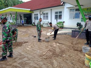 Pasca Banjir Di Eyat Mayang Lembar Mulai membaik ,Petugas Gabungan TNI_Polri dan instansi Terkait Fokus Lakukan Pembersihan