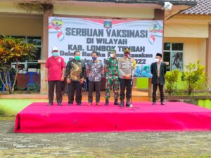 Wakapolres Lombok tengah Menghadiri Kegiatan Vaksinasi Di Waje  geseng